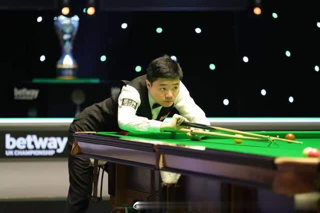 济格局的影 济格局的影