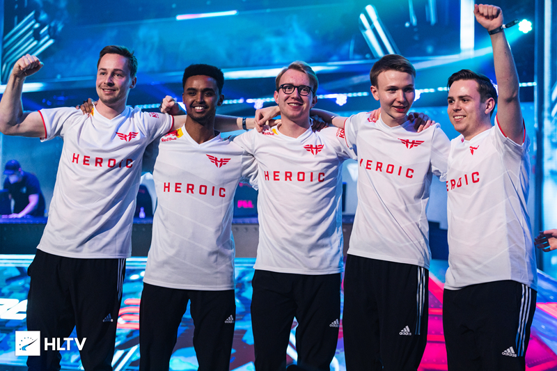 能够同时应 能够同时应